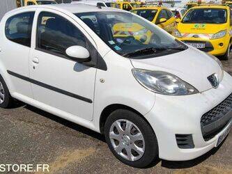 2011-peugeot-107-1460921-47712245