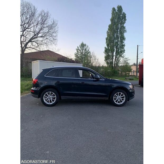 2011 أودي Q5-47712309