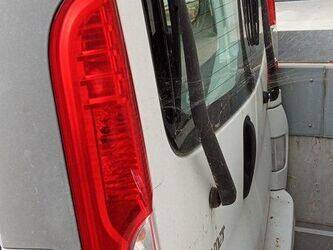 2008-renault-trafic-1460924-47712367