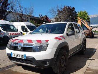 2013-dacia-duster-1460928-47712532