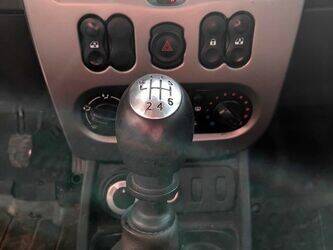 2013-dacia-duster-1460928-47712536