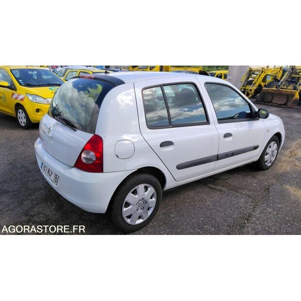 2008 رينو Clio-47712624