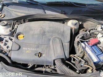 2008-renault-clio-1460933-47712631