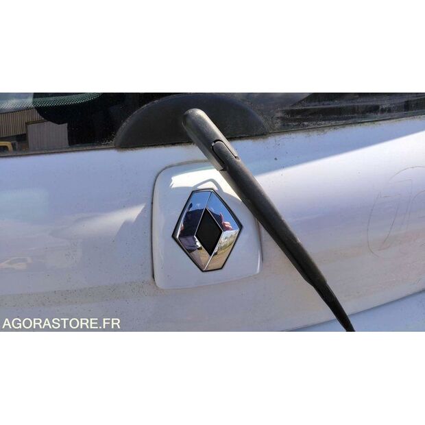 2008 رينو Clio-47712634