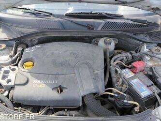 2008-renault-clio-1460939-47712785