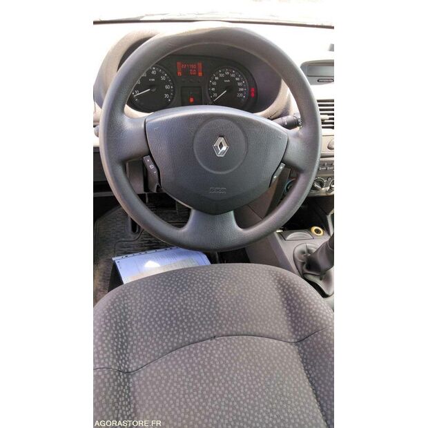 2008 Renault Clio-47712786