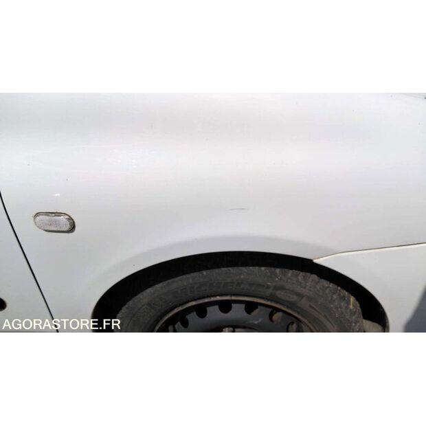 2008 Renault Clio-47712800