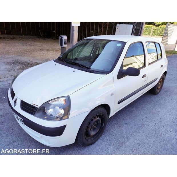 2006 Renault Clio-47712833