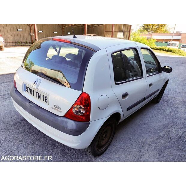 2006 Renault Clio-47712834