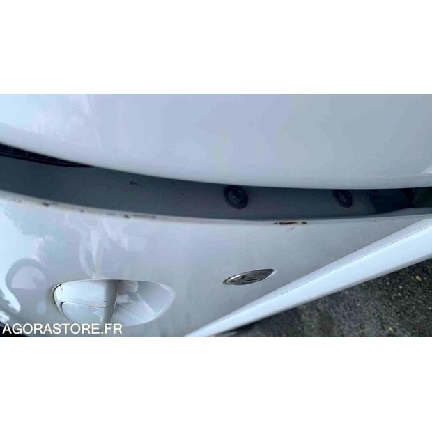 2009 Renault Clio-47712864