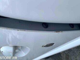 2009-renault-clio-1460941-47712864