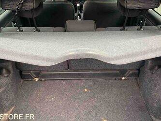 2009-renault-clio-1460941-47712865