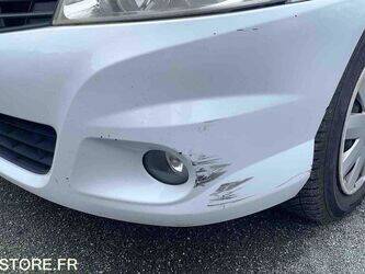 2009-renault-clio-1460941-47712877