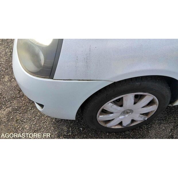2007 Renault Clio-47713014