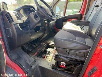 2011-citroen-jumper-1460944-47713070