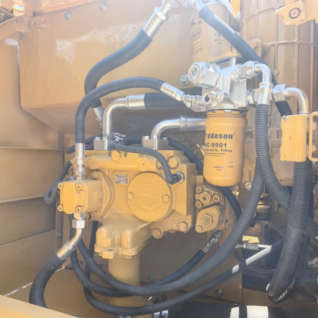2023 Caterpillar 320CL-47716073