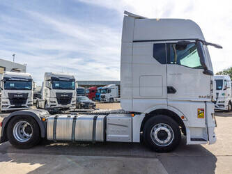 2021-man-tgx-18-470-1461016-47718018