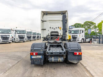 2018-mercedes-benz-actros-1845-1461018-47718050