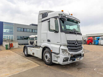 2018-mercedes-benz-actros-1845-1461018-47718053
