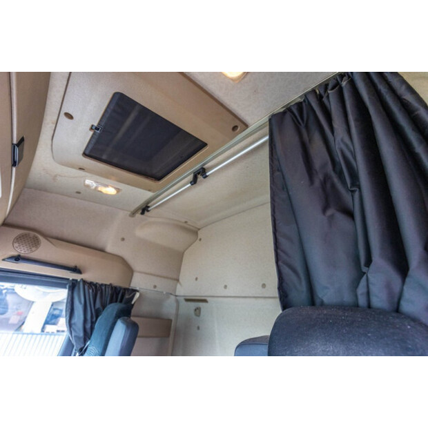 2018 Mercedes-Benz ACTROS 1845-47718060