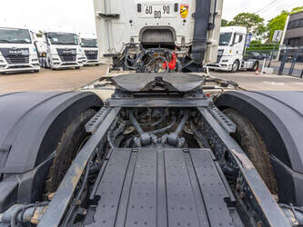 2018-mercedes-benz-actros-1845-1461018-47718065