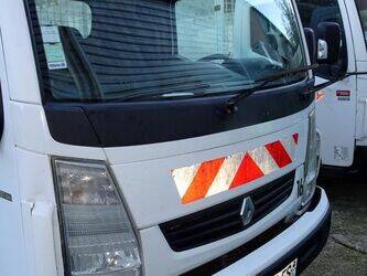 2010-renault-maxity-1461143-47729546