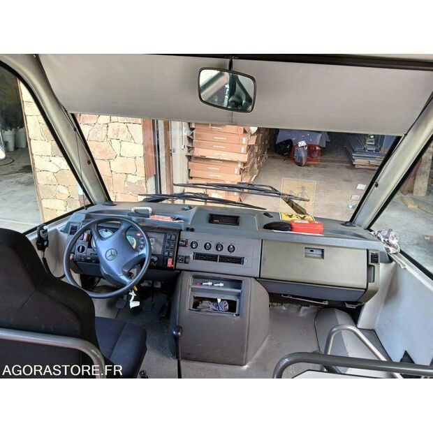 2000 Mercedes-Benz 814-47729658