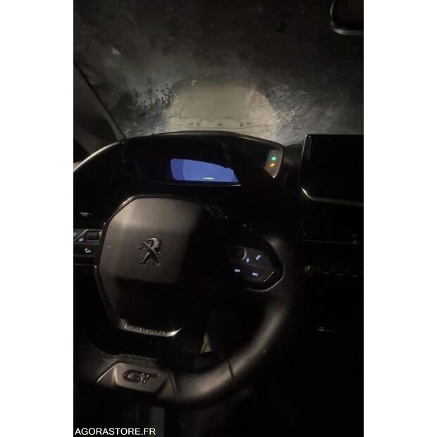 Peugeot 208-47729714