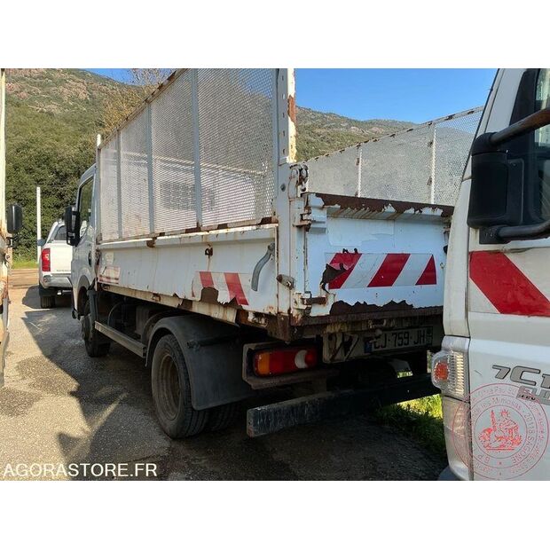2012 Renault Maxity-47729930