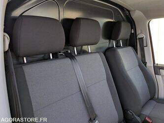 volkswagen-transporter-1461159-47729964