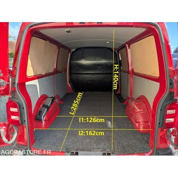 Volkswagen Transporter-47729965
