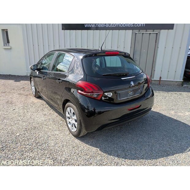 2018 Peugeot 208-47730328