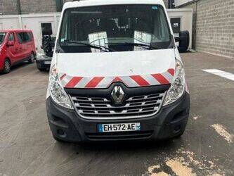 2016-renault-master-1461180-47730441