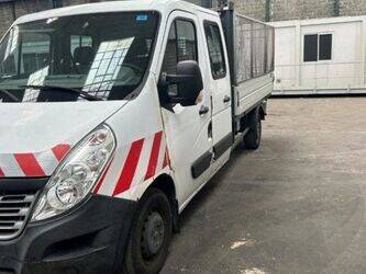 2016-renault-master-1461180-47730442
