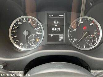 2015-mercedes-benz-vito-1461184-47730547