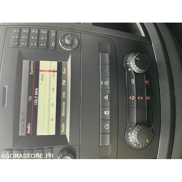 2015 Mercedes-Benz Vito-47730549