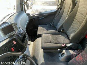 2016-mercedes-benz-atego-1461186-47730609