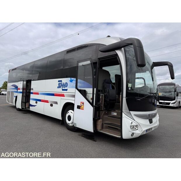 2016 Iveco MAGELYS-47730705