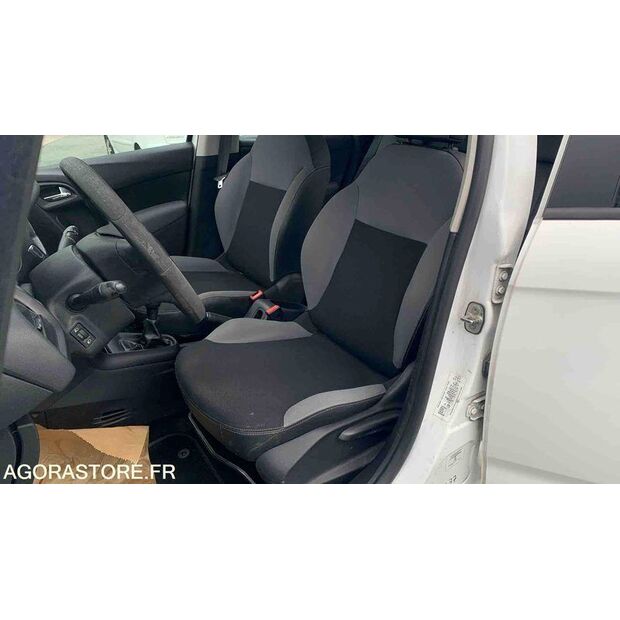 2011 Citroen C3-47730808