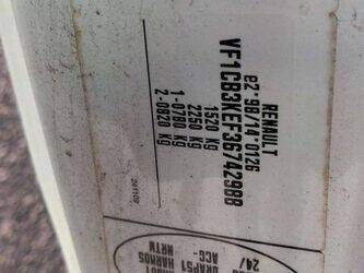 2006-renault-clio-1460919-47730941