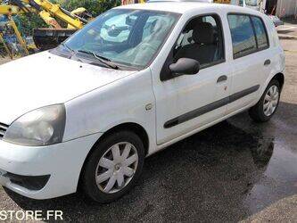 2007-renault-clio-1460943-47731094