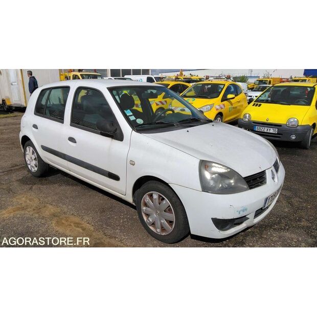 2007 Renault Clio-47731095