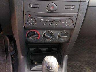 2007-renault-clio-1460943-47731101