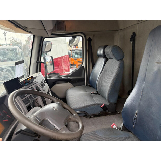 2010 Volvo FL-47734037