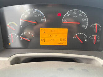 2010-volvo-fl-1461198-47734042
