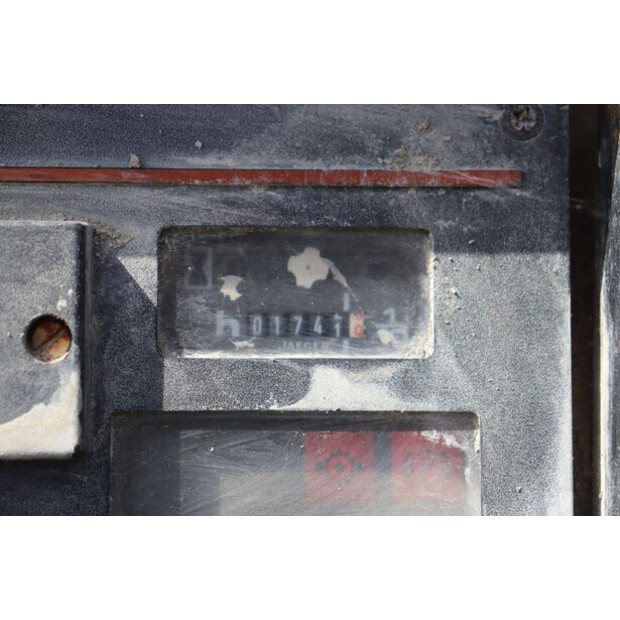 1995 مانيتو M.230.CP-47734172
