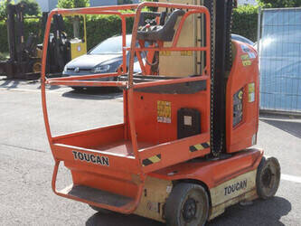 2012-jlg-toucan-8e-1461203-47734221