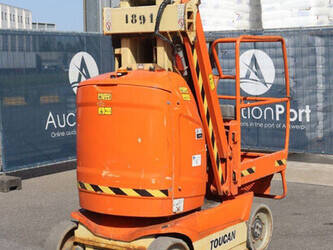 2012-jlg-toucan-8e-1461203-47734224