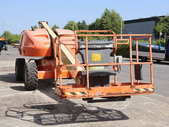 2013-jlg-400s-47734246