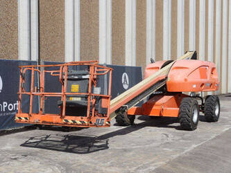 2013-jlg-400s-47734248
